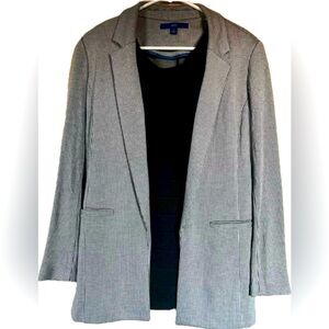 Apt 9 Black and white open front blazer. Stretch fabric. Great condition.